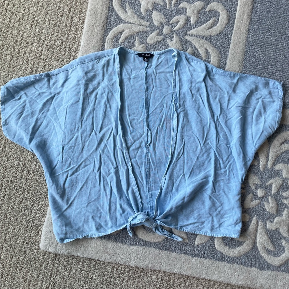 Sim & Sam short sleeve top
